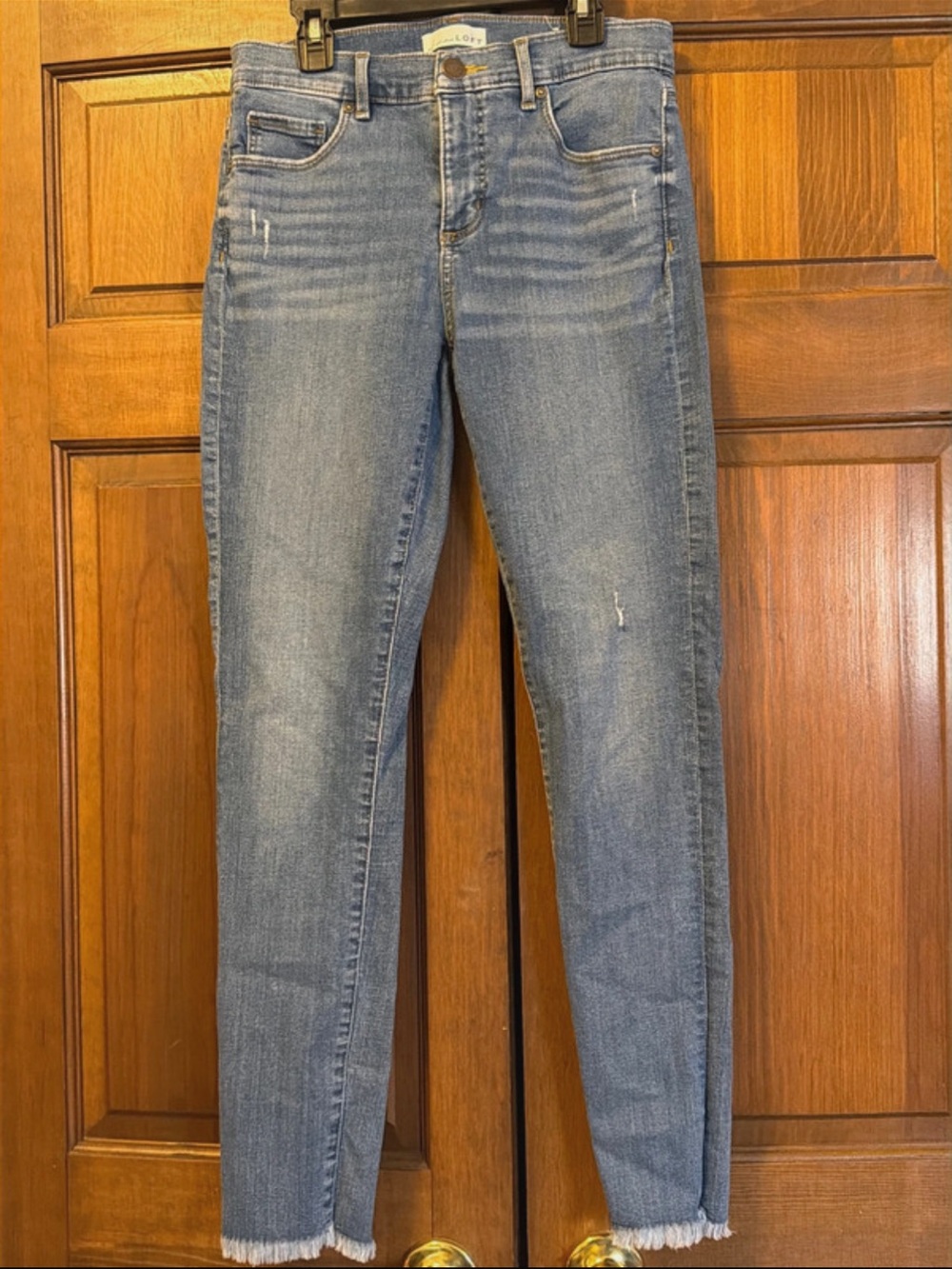 LOFT Straight Leg Jeans in Light Blue Wash 27 waist size 4